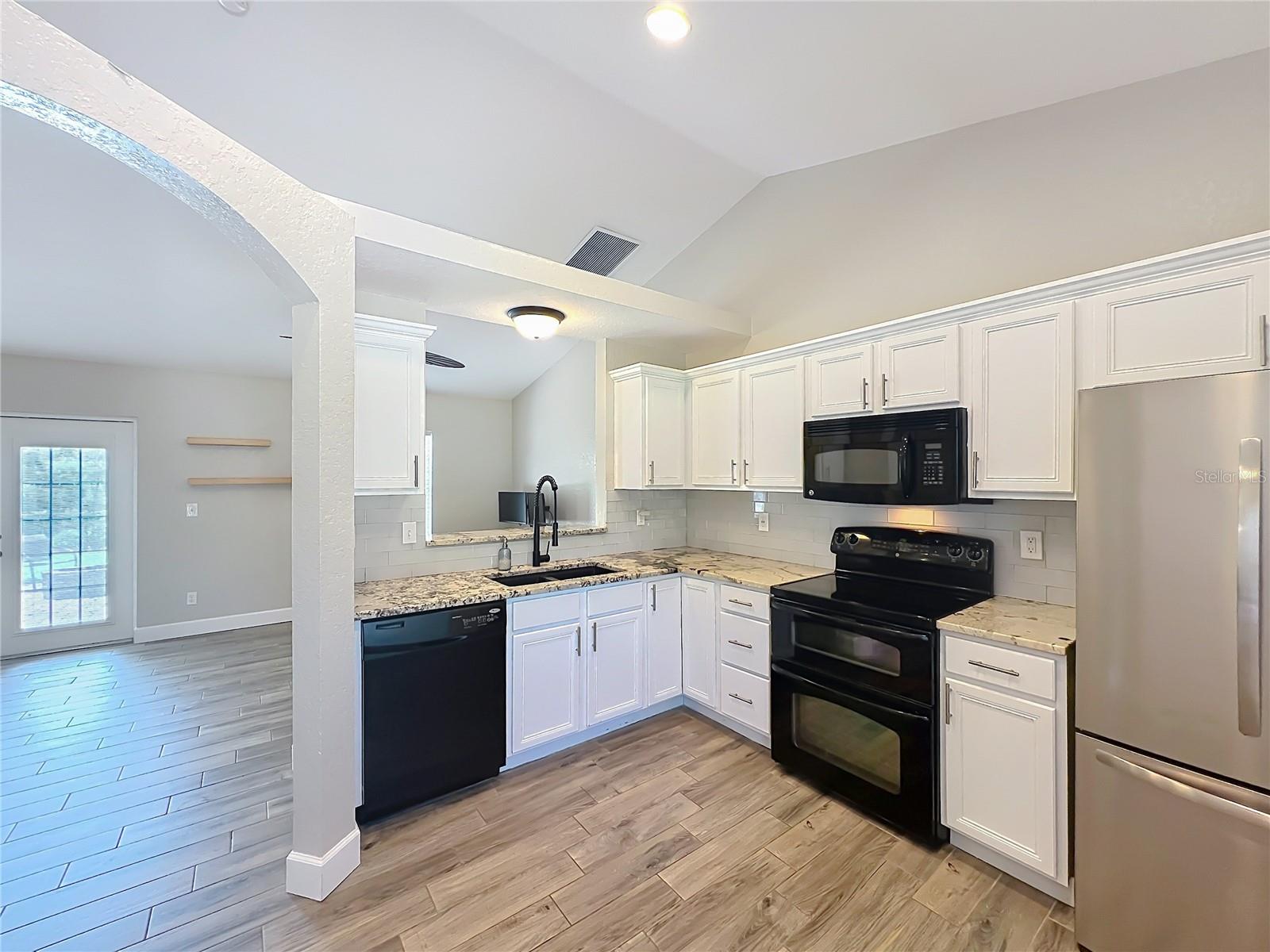 1193 LAKE LUCERNE CIRCLE