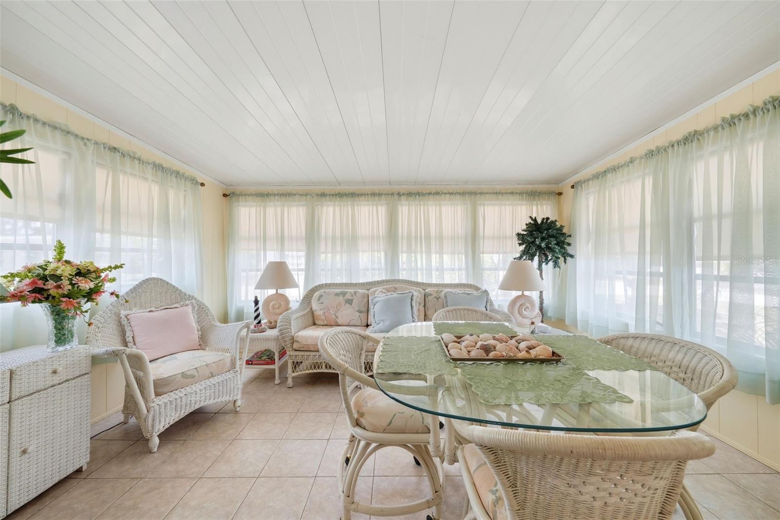 WESTERN SHORES FIRST ADD - Residential