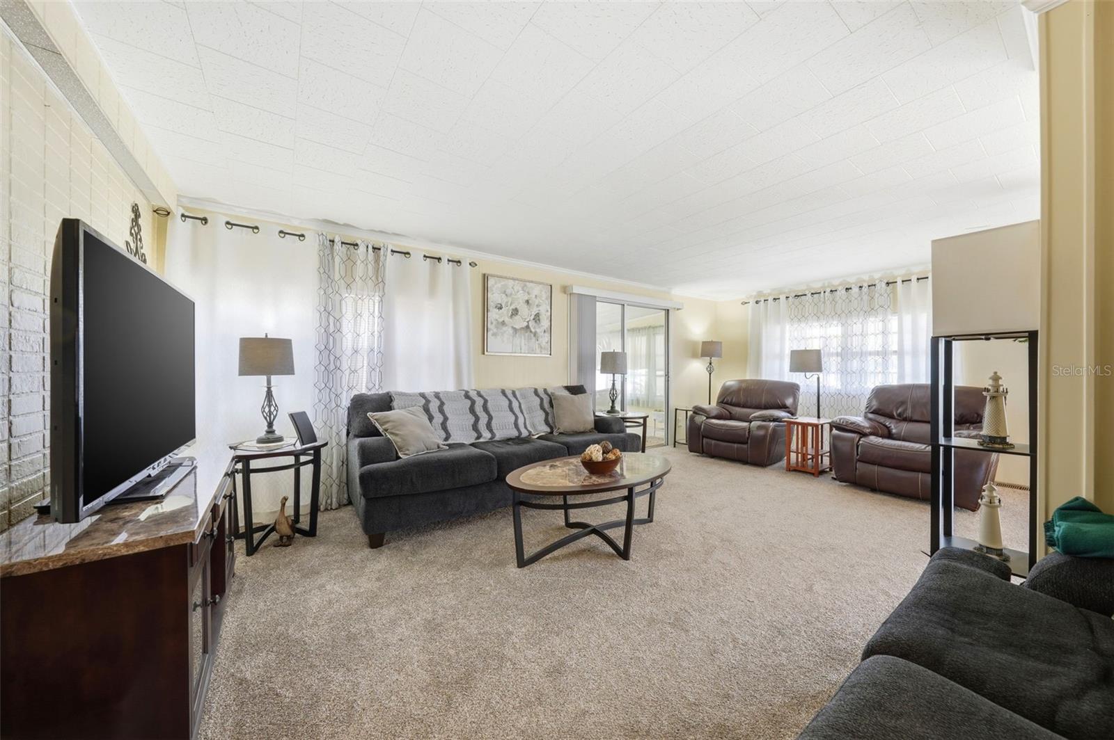 WESTERN SHORES FIRST ADD - Residential