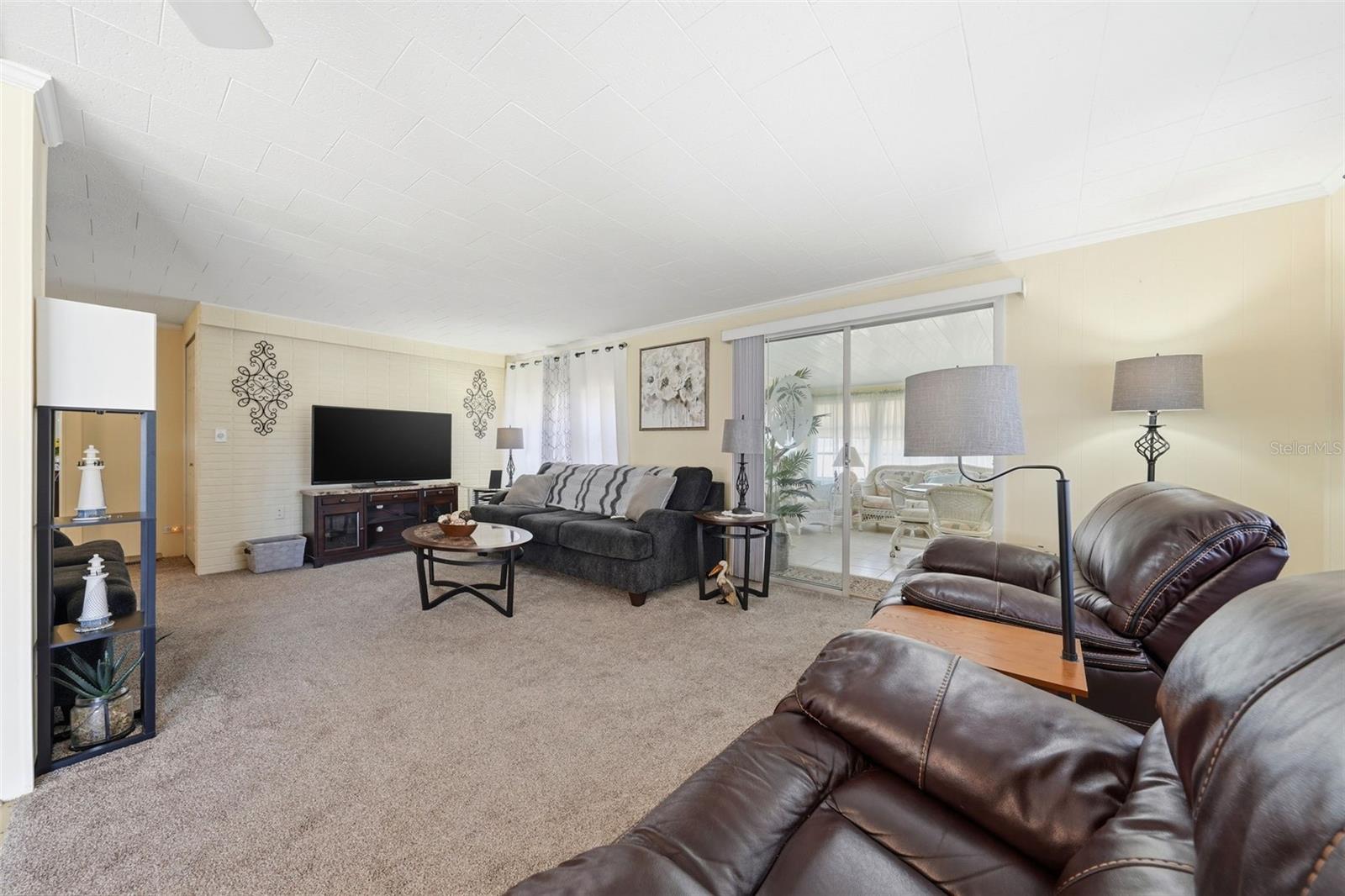 WESTERN SHORES FIRST ADD - Residential