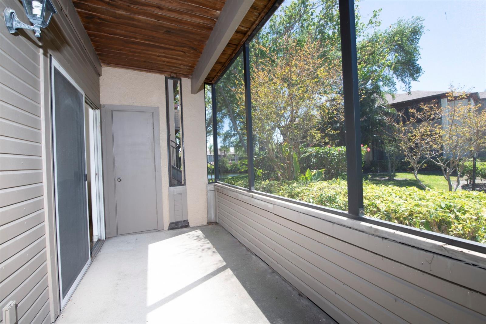 ITOPIA PRIVATE RESIDENCES CONDO - Residential