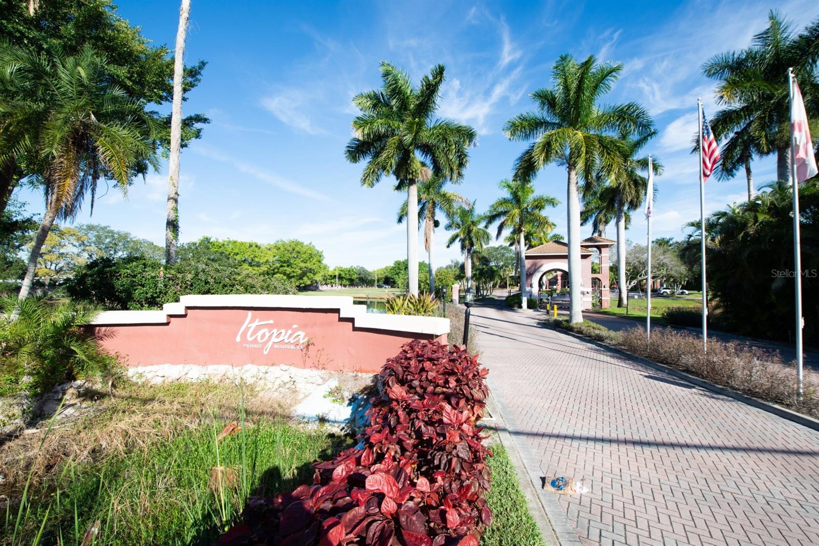 ITOPIA PRIVATE RESIDENCES CONDO - Residential