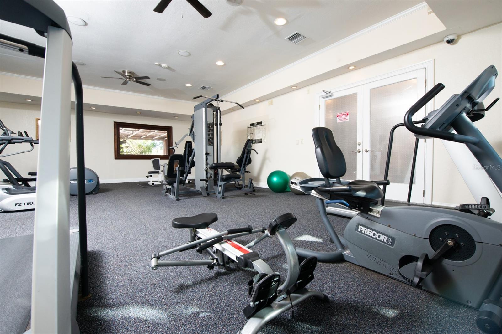 ITOPIA PRIVATE RESIDENCES CONDO - Residential