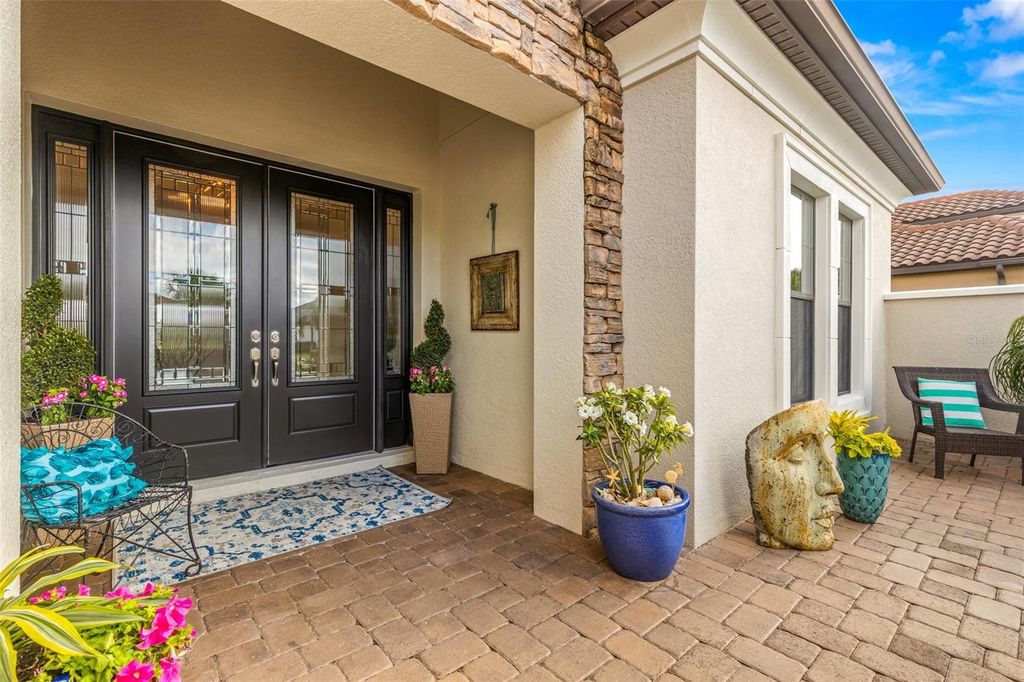 Photo of 5011 Tivoli Run, Bradenton, FL 34211 (MLS # A4654079)