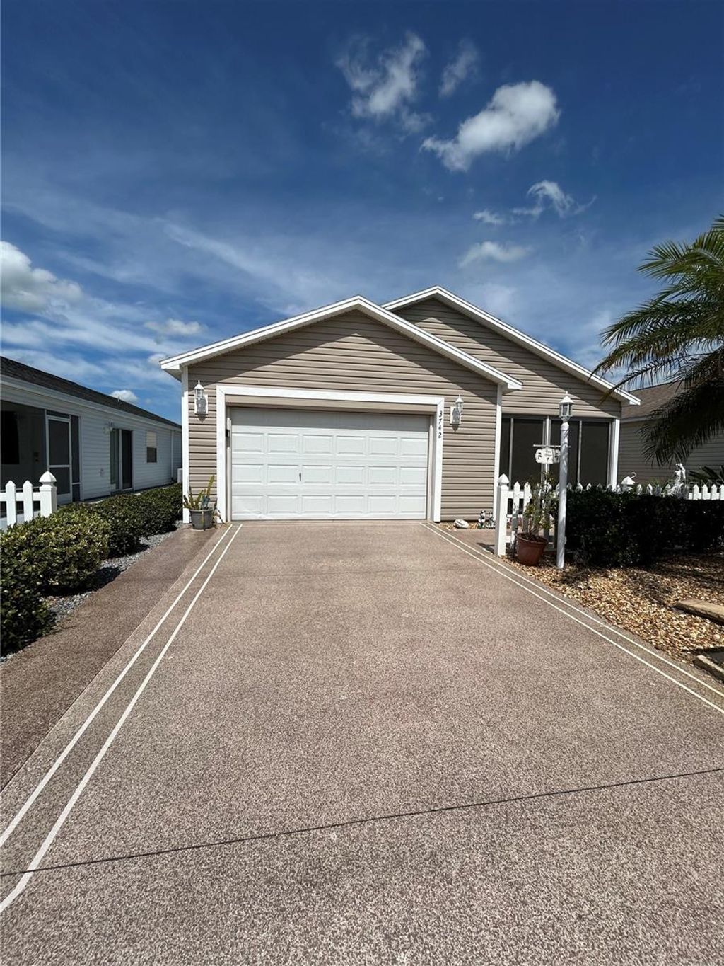 Photo of 3742 Viscaya Court, The Villages, FL 32163 (MLS # G5098999)