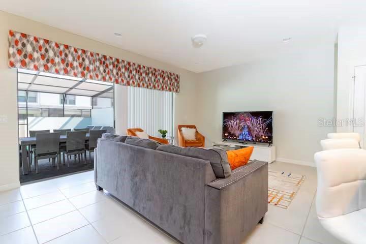 WINDSOR AT WESTSIDE PH 3 - Residential