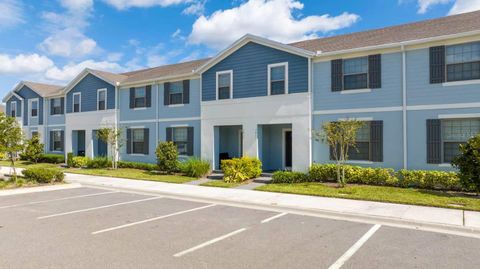 Photo of 2411 Dubai Street, Kissimmee, FL 34747 (MLS # O6398120)