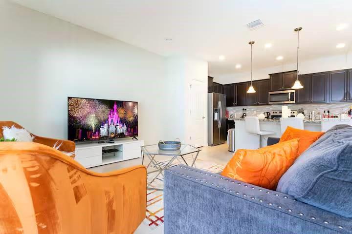 WINDSOR AT WESTSIDE PH 3 - Residential