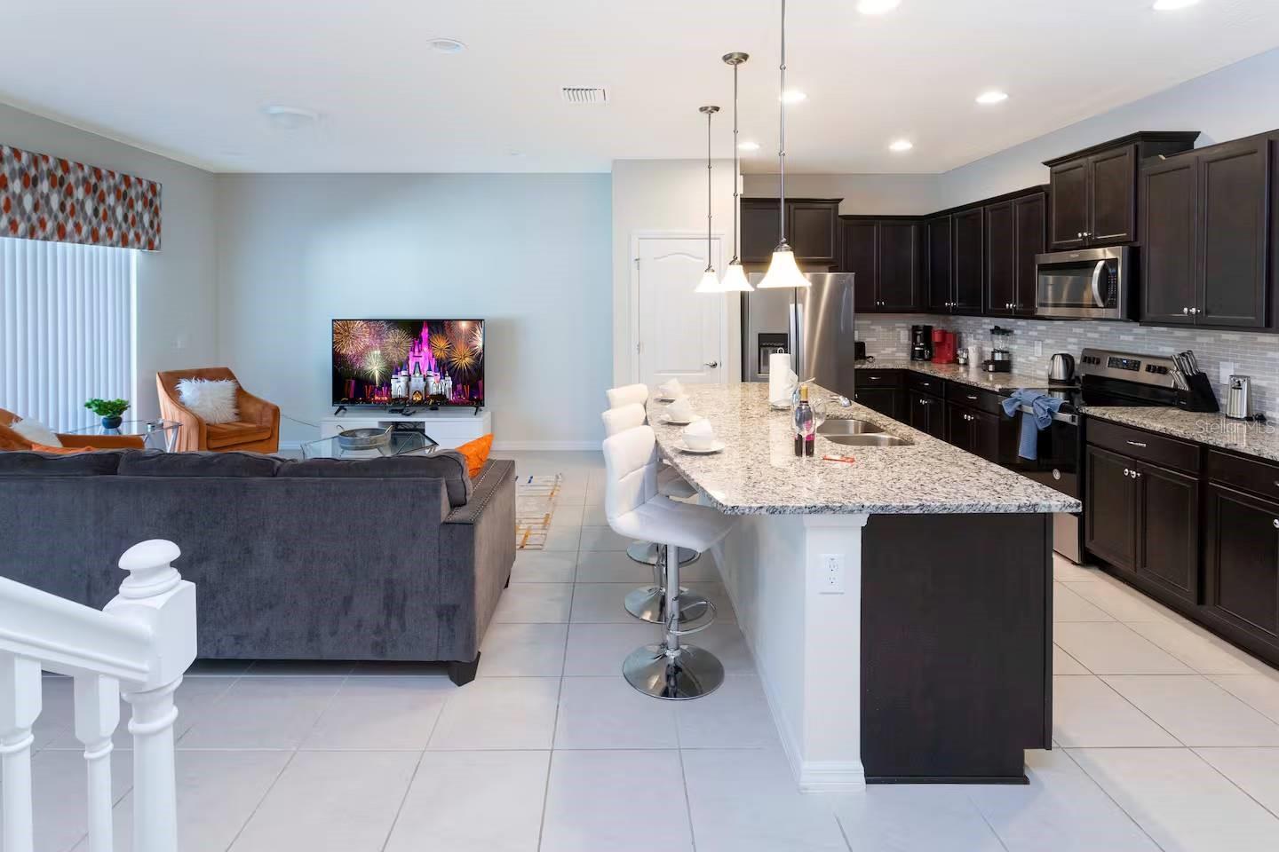 WINDSOR AT WESTSIDE PH 3 - Residential