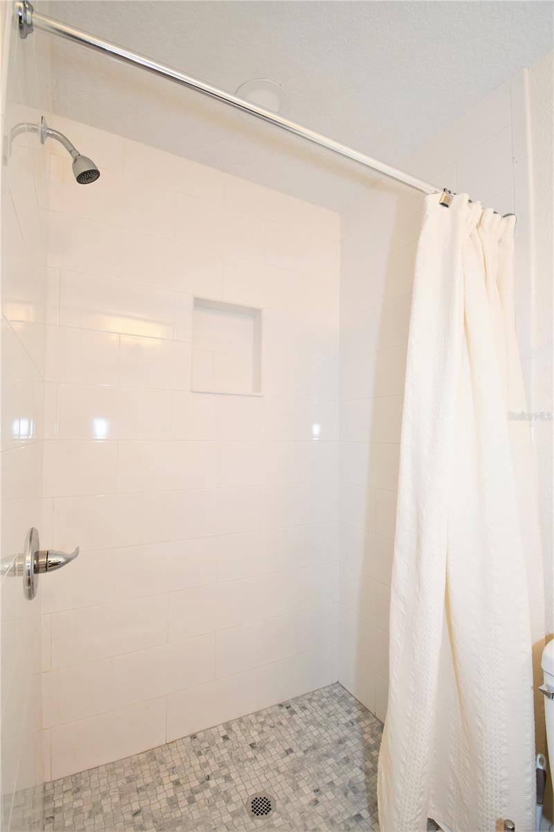 MOUNT DORA NORWOOD SUB - Residential