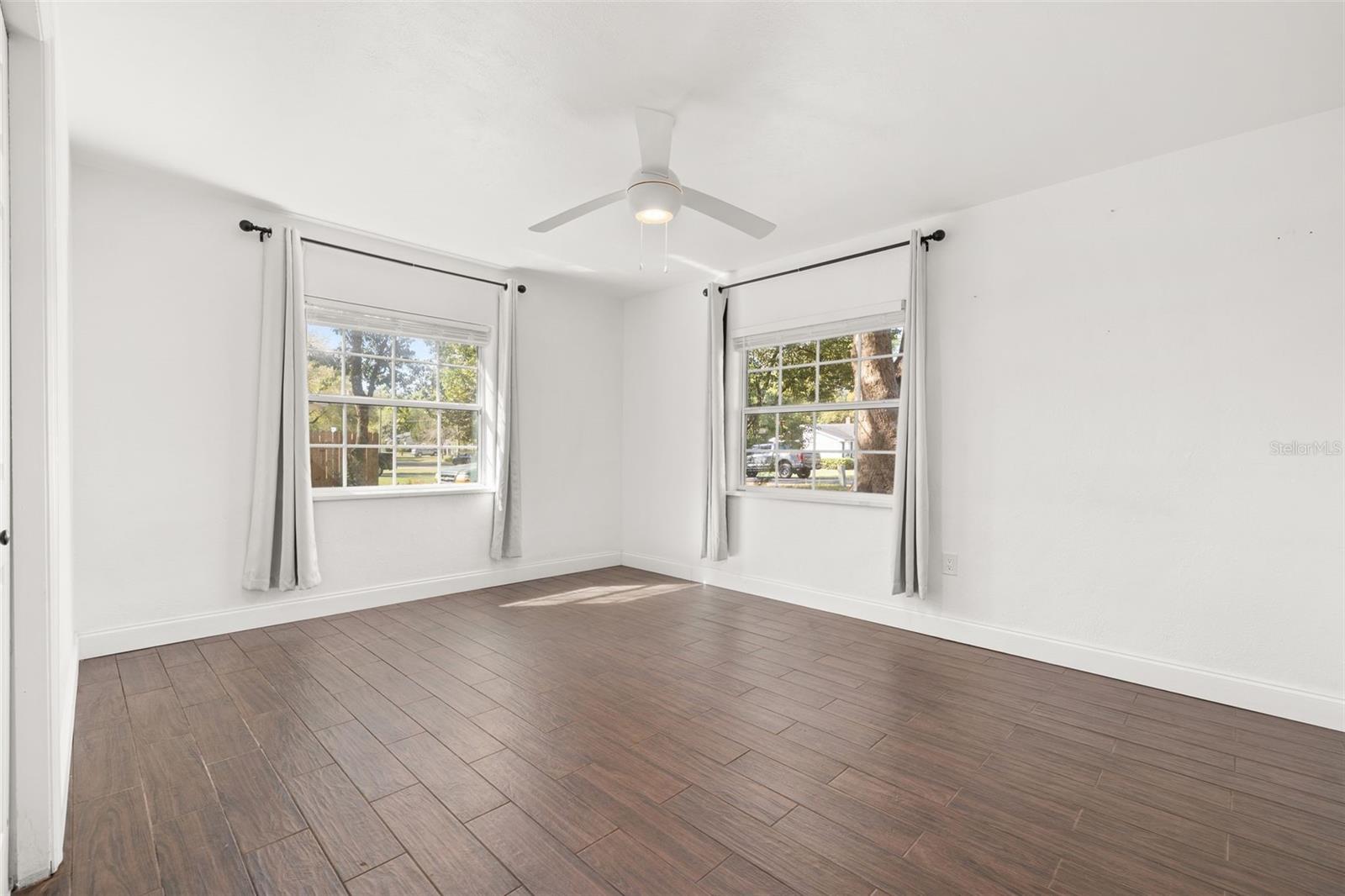 WESTMINSTER - Residential