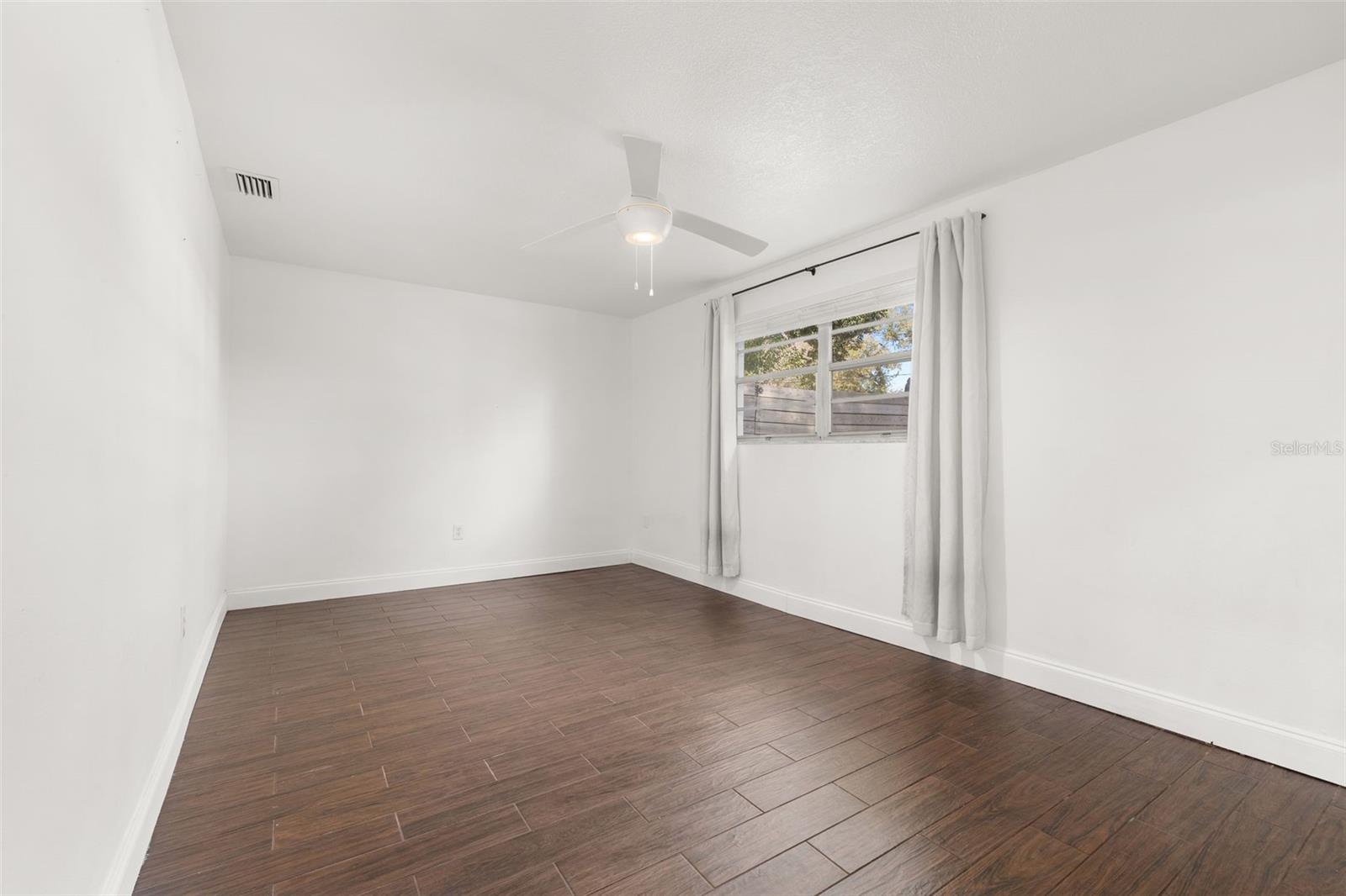 WESTMINSTER - Residential