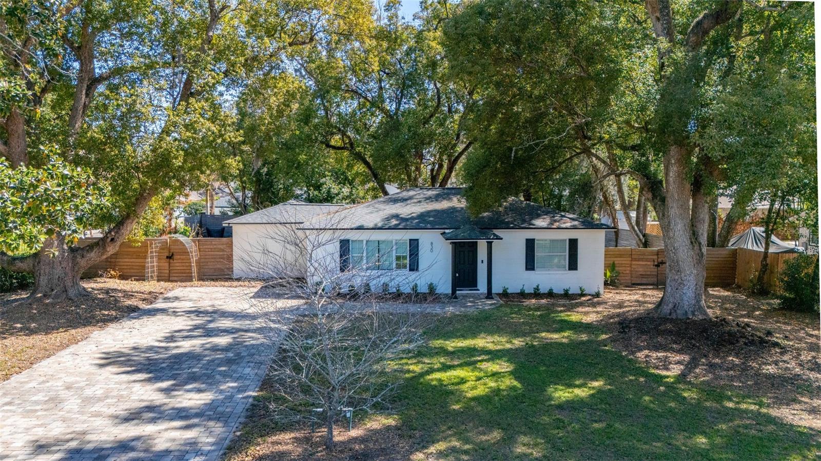 WESTMINSTER - Residential