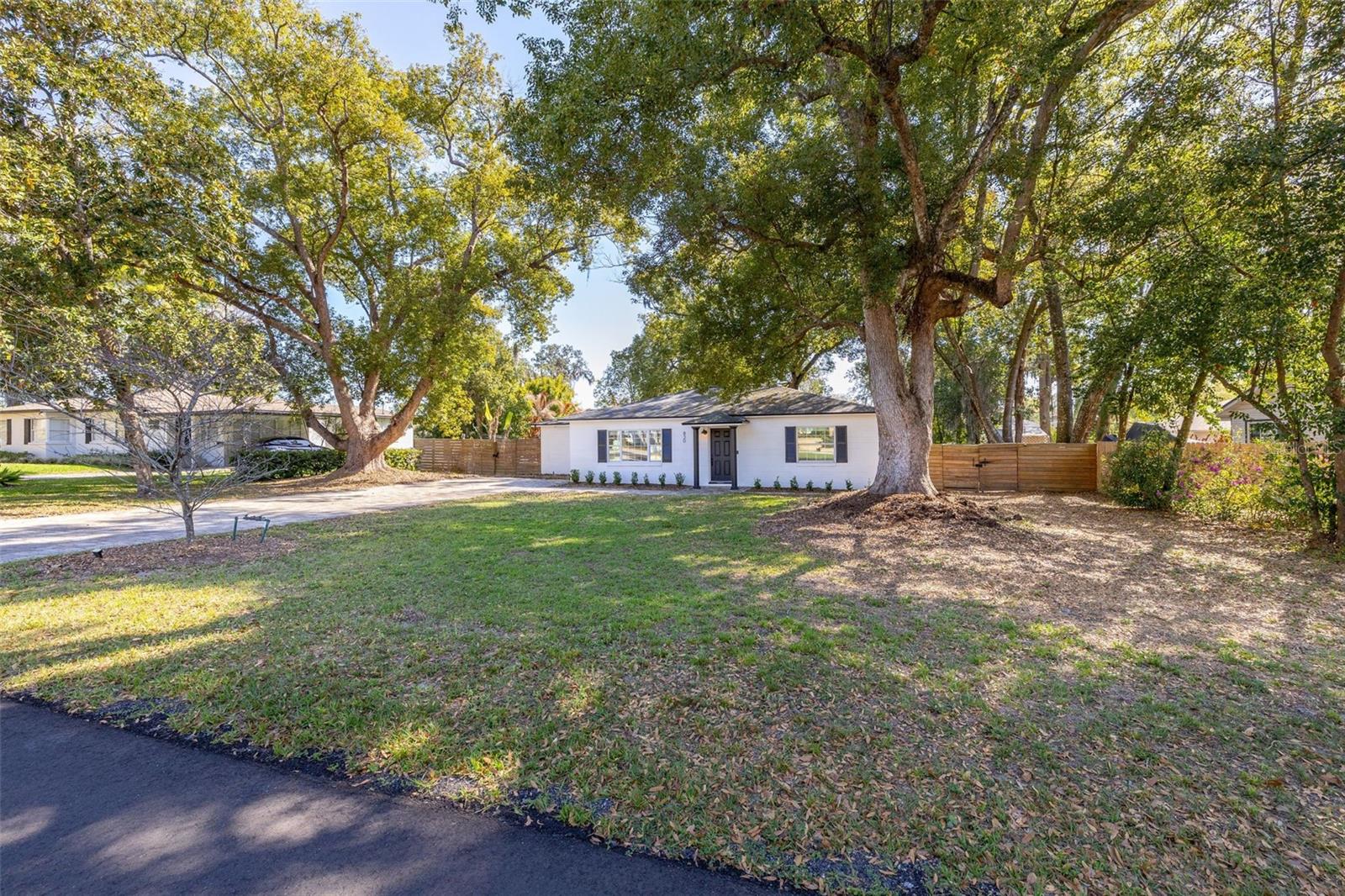 WESTMINSTER - Residential