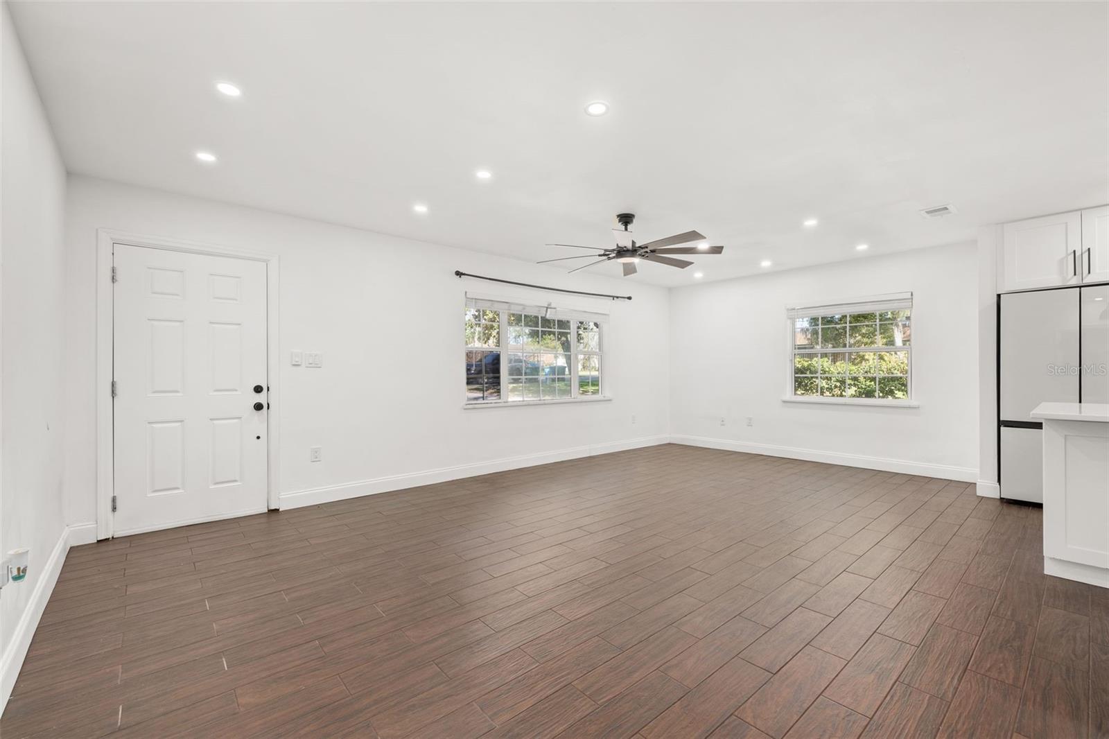 WESTMINSTER - Residential