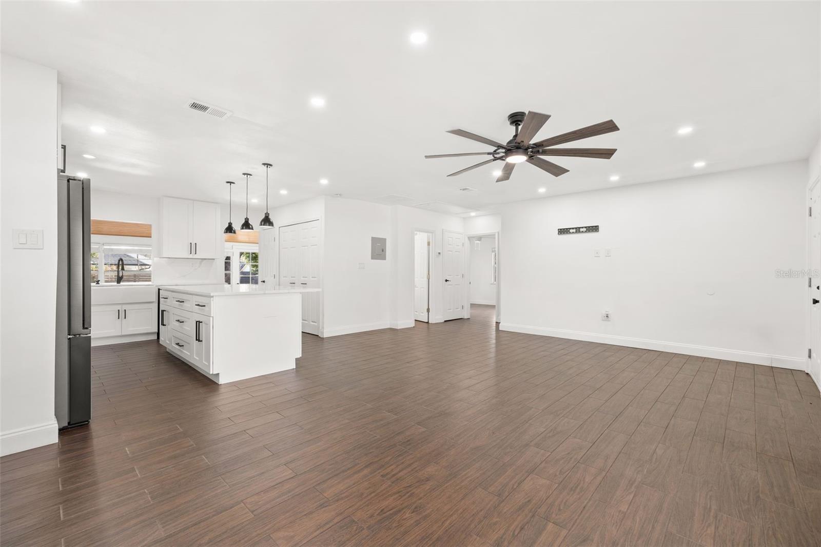 WESTMINSTER - Residential