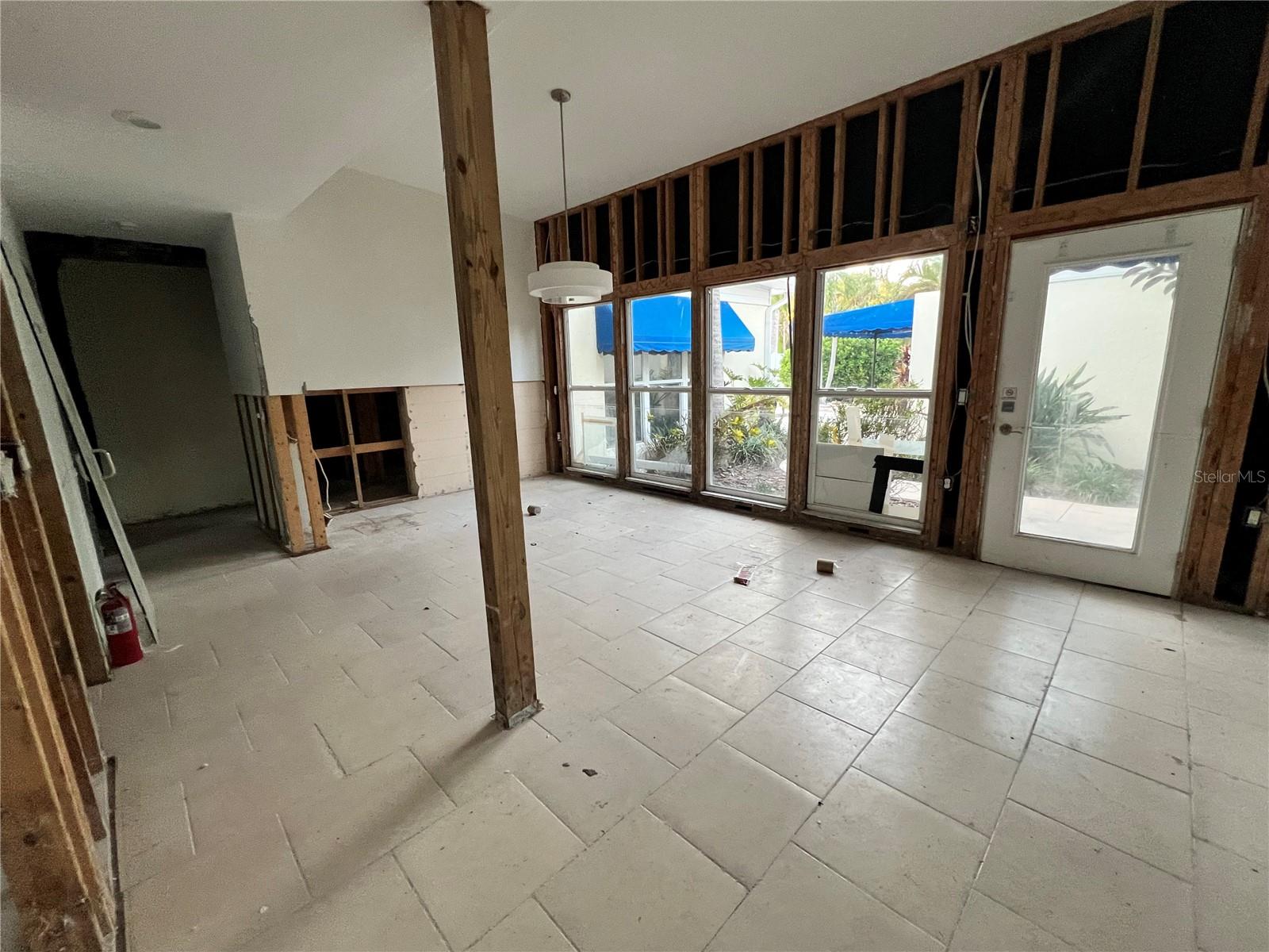 SHORE ACRES ADD 04 - Residential