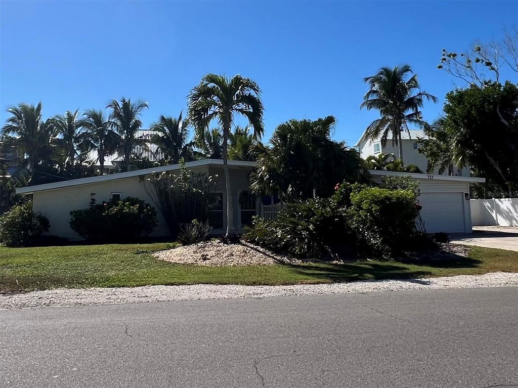 Photo of 717 Jacaranda Road, Anna Maria, FL 34216 (MLS # A4665947)