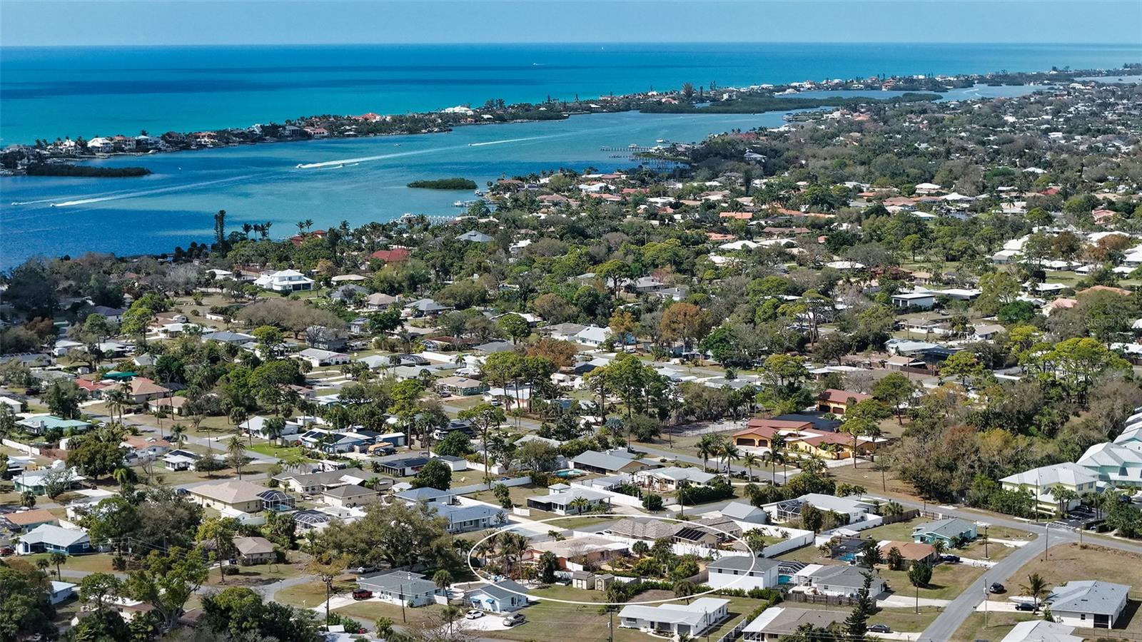 LAUREL VILLA - Residential