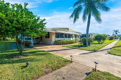 A home in PALM HARBOR