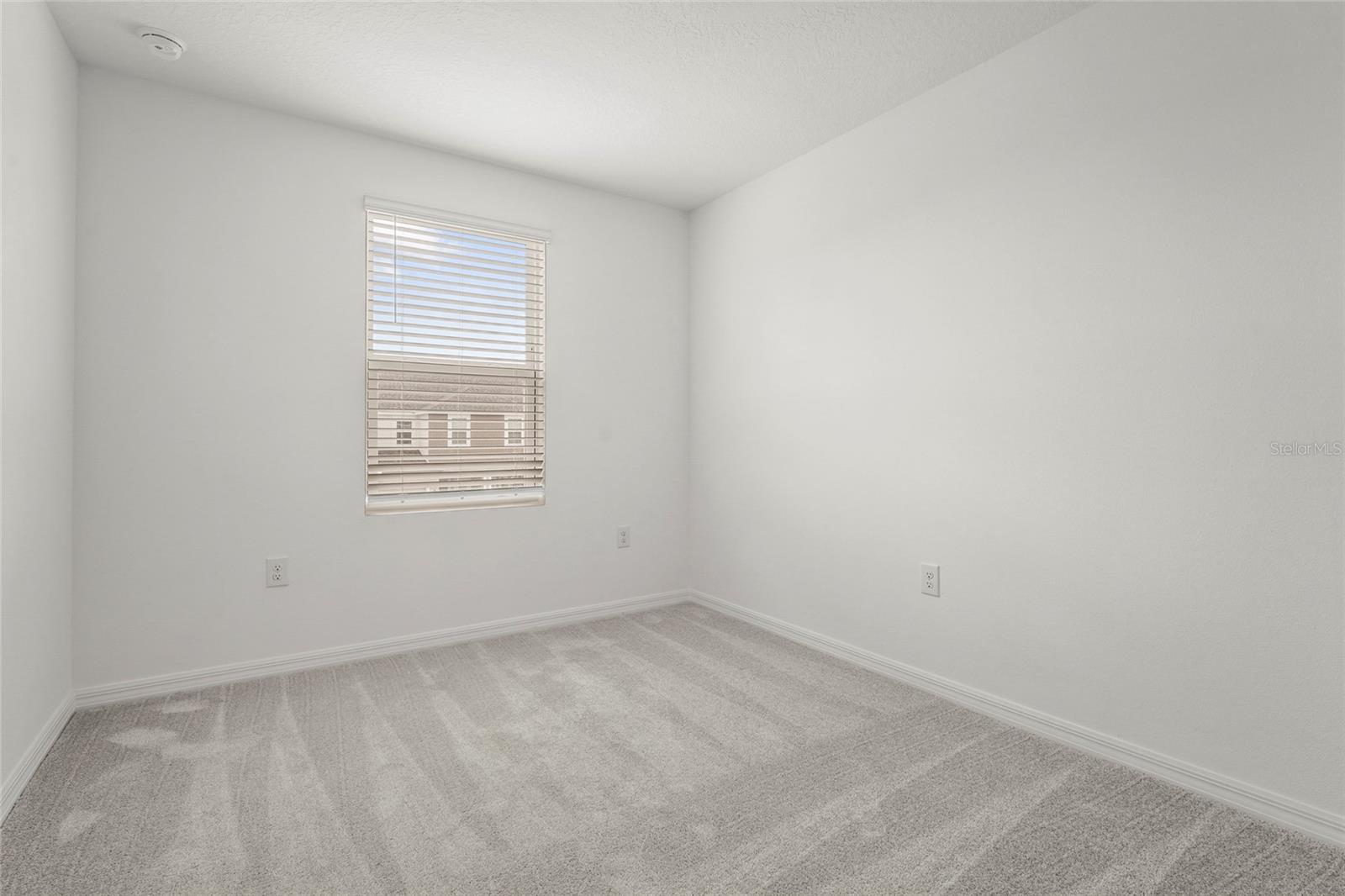 SKYE RANCH NBRHD 2 TWNHMS NORT - Residential