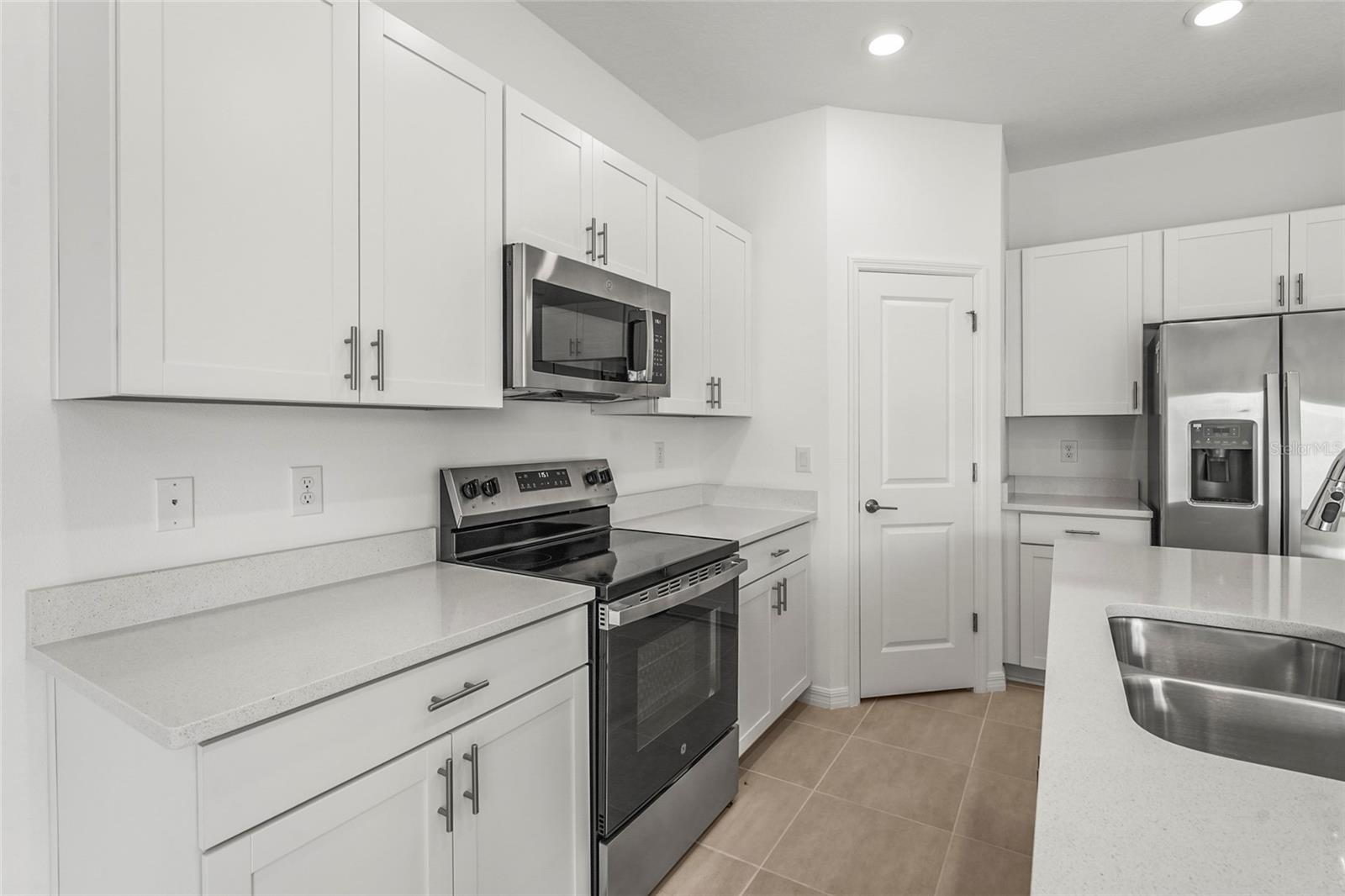 SKYE RANCH NBRHD 2 TWNHMS NORT - Residential