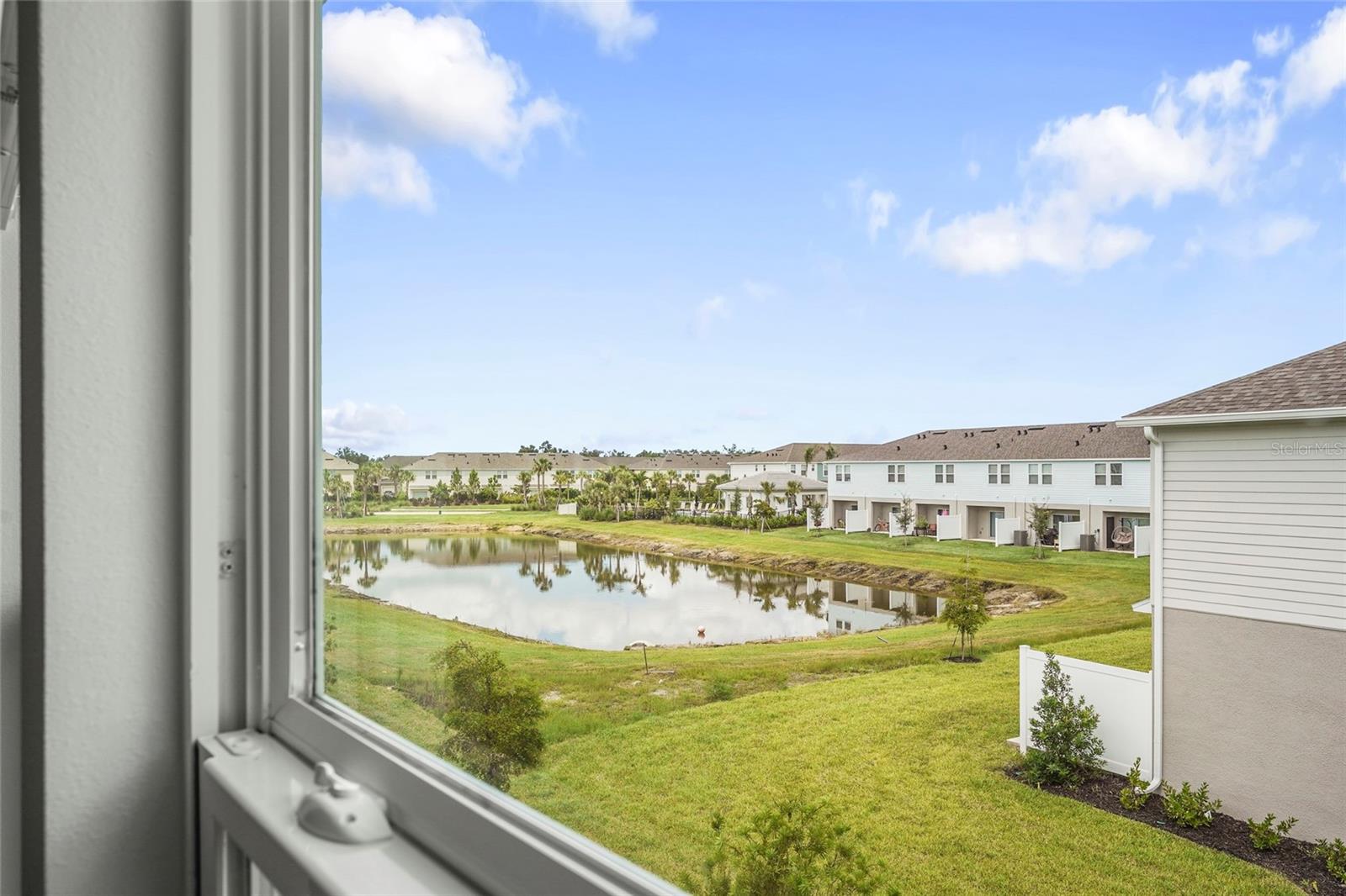 SKYE RANCH NBRHD 2 TWNHMS NORT - Residential