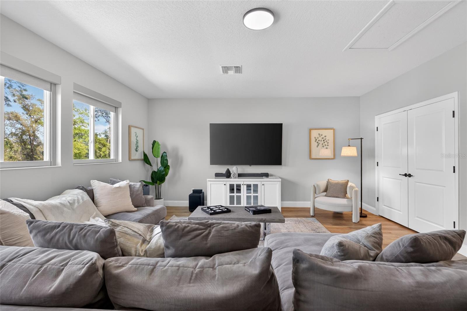 DEER RUN PRESERVE - Residential