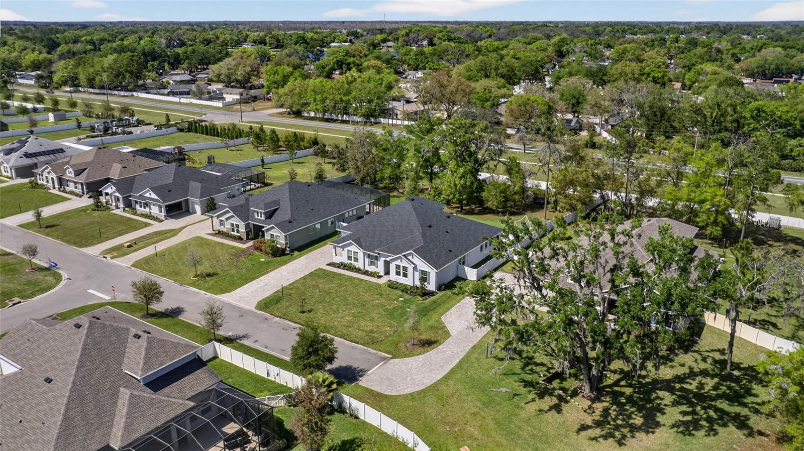 DEER RUN PRESERVE - Residential