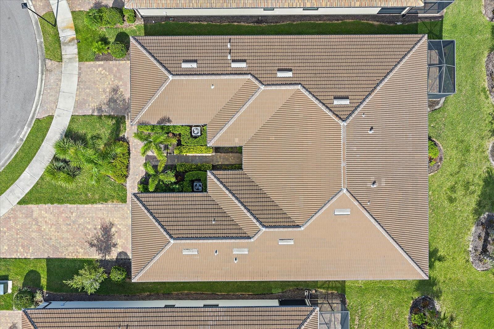 ISLANDWALK/THE WEST VLGS PH 6 - Residential