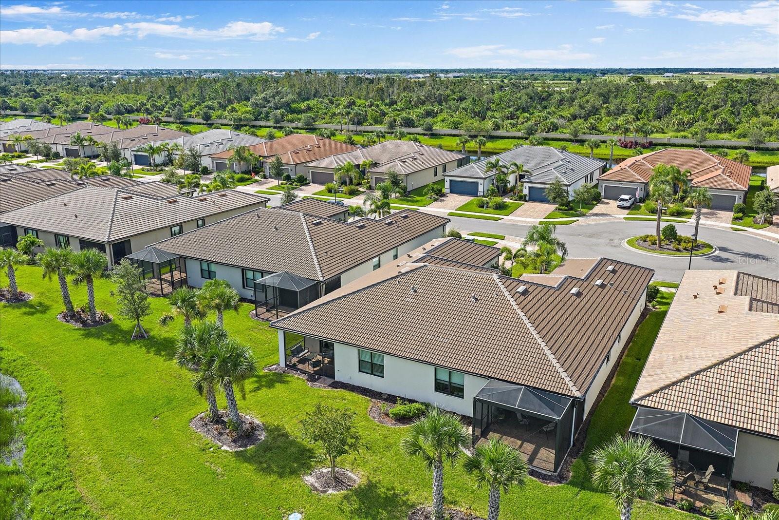 ISLANDWALK/THE WEST VLGS PH 6 - Residential