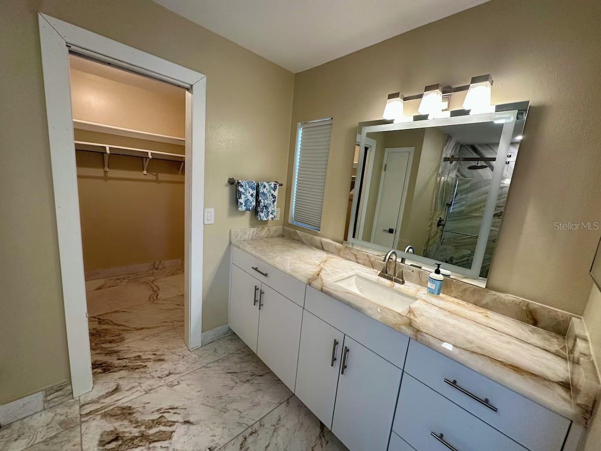 OXFORD MANOR 3RD ADD - Residential