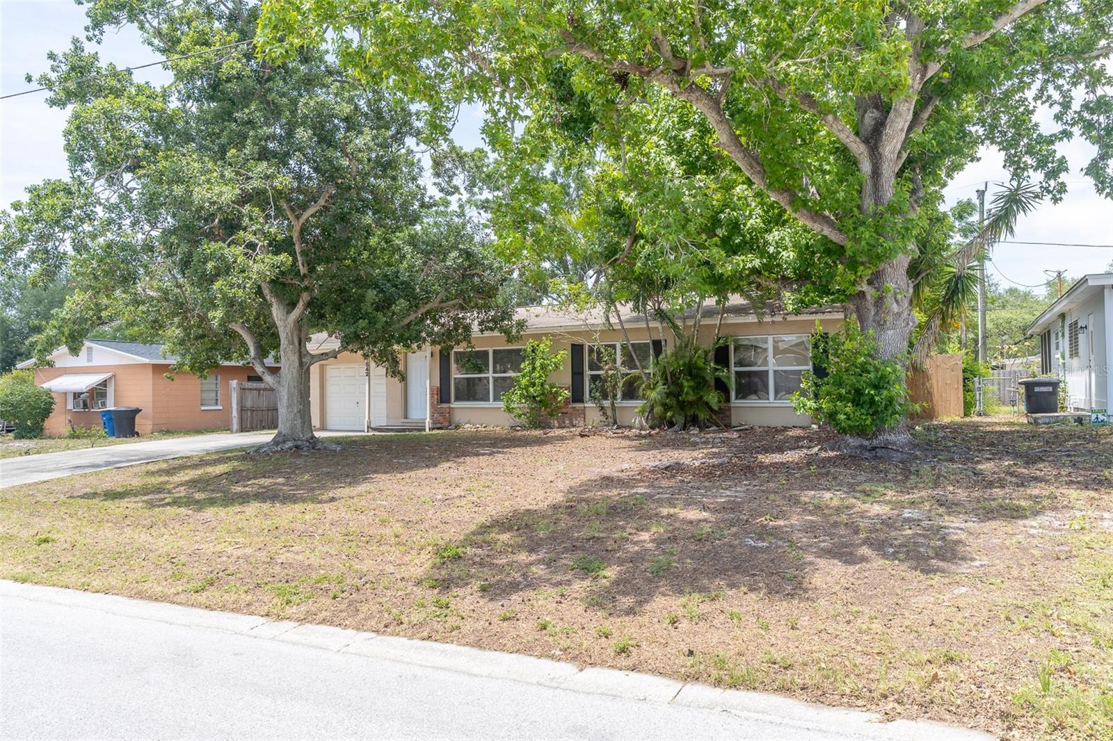 HIGHLAND PINES 6TH ADD - Residential