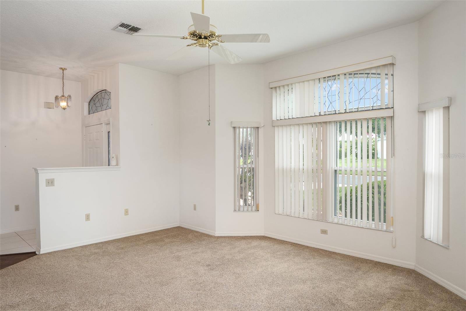 5885 CRANE DRIVE