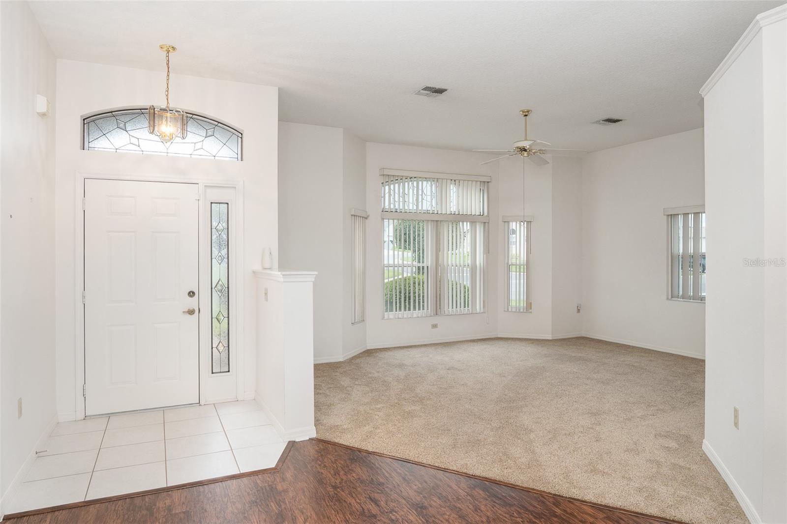 5885 CRANE DRIVE