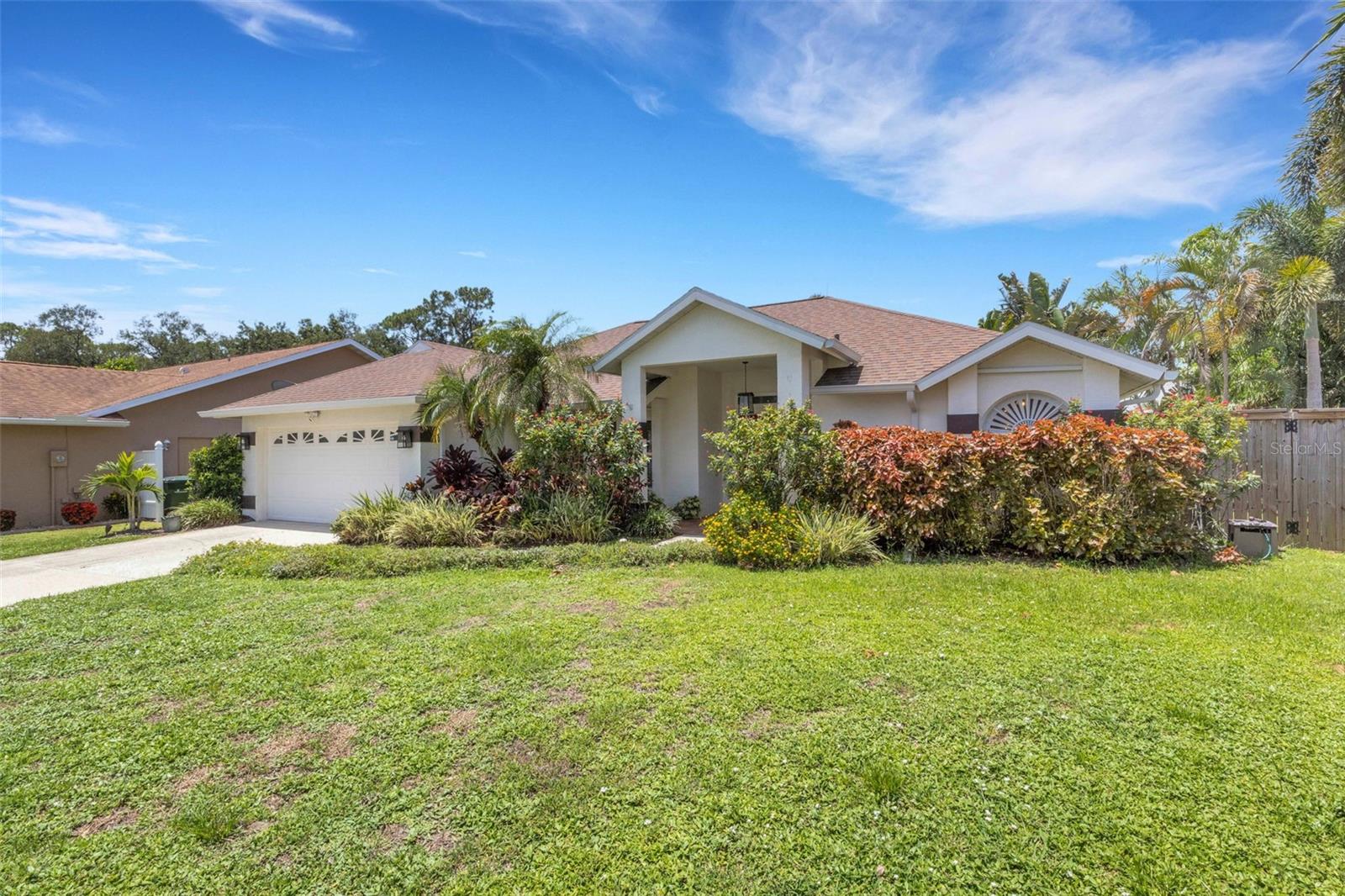 2426 ICECAPADE DRIVE