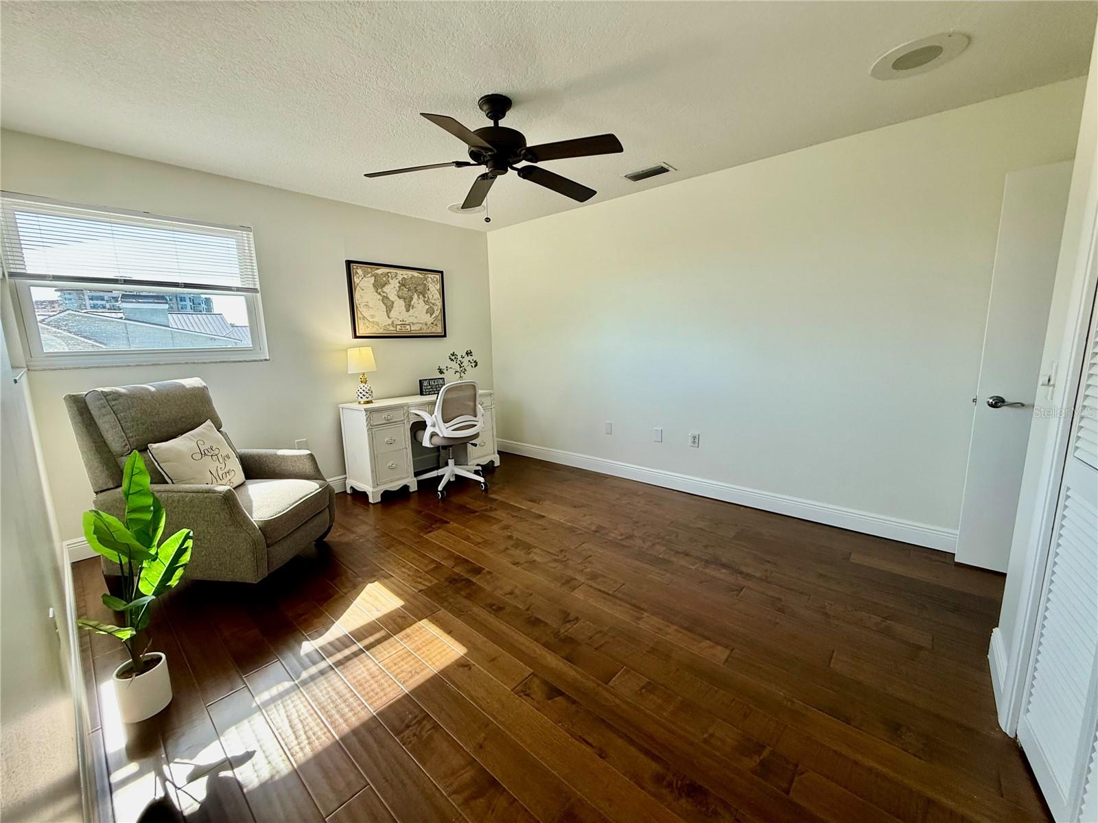 ISLAND ESTATES OF CLEARWATER - Residential