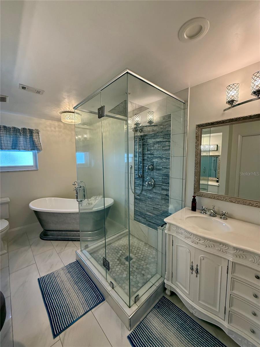 ISLAND ESTATES OF CLEARWATER - Residential