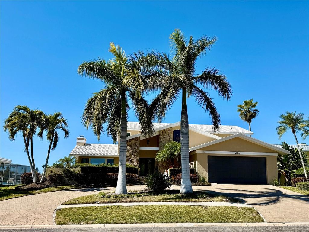 Photo of 812 Island Way, Clearwater Beach, FL 33767 (MLS # TB8461021)