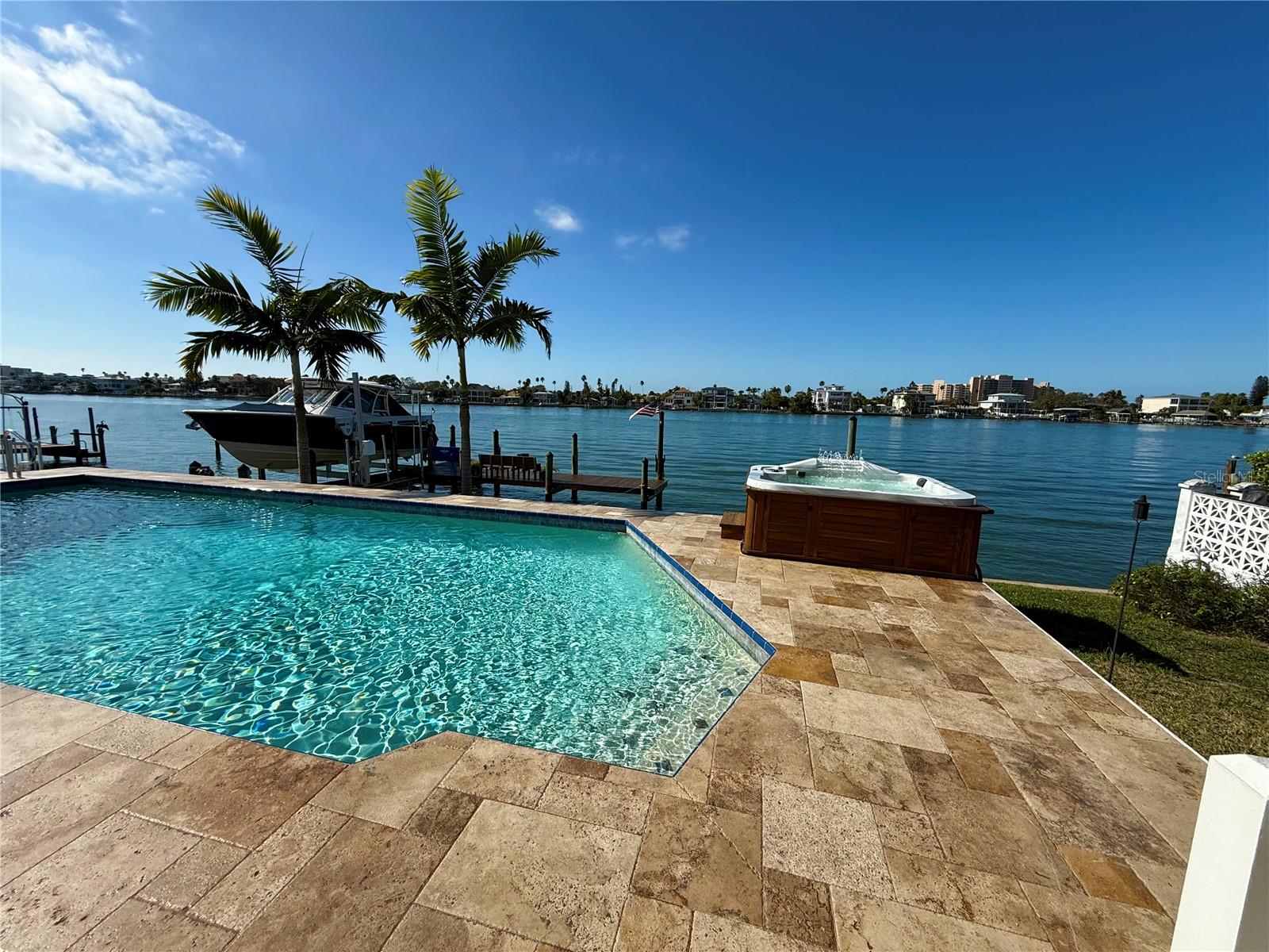 ISLAND ESTATES OF CLEARWATER - Residential