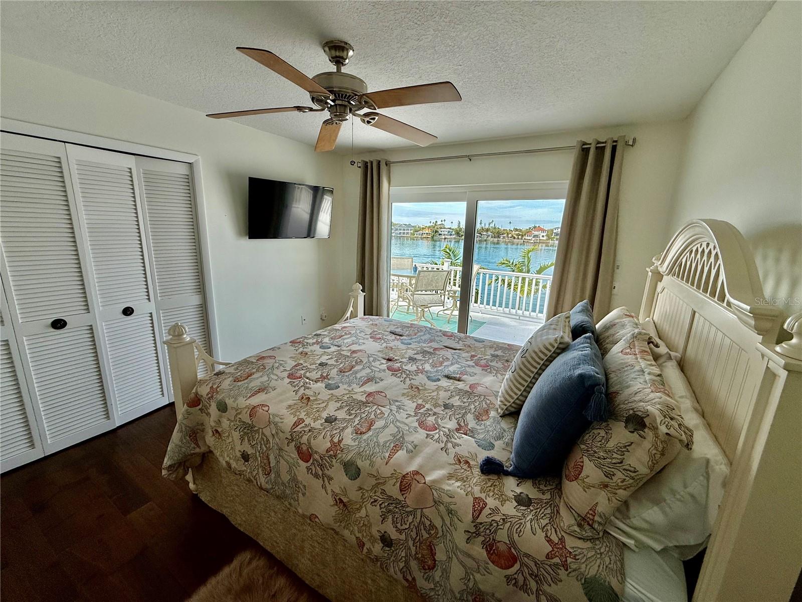 ISLAND ESTATES OF CLEARWATER - Residential