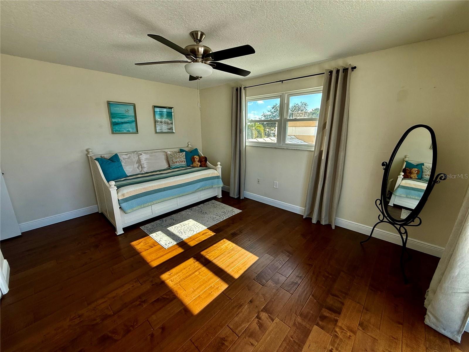 ISLAND ESTATES OF CLEARWATER - Residential