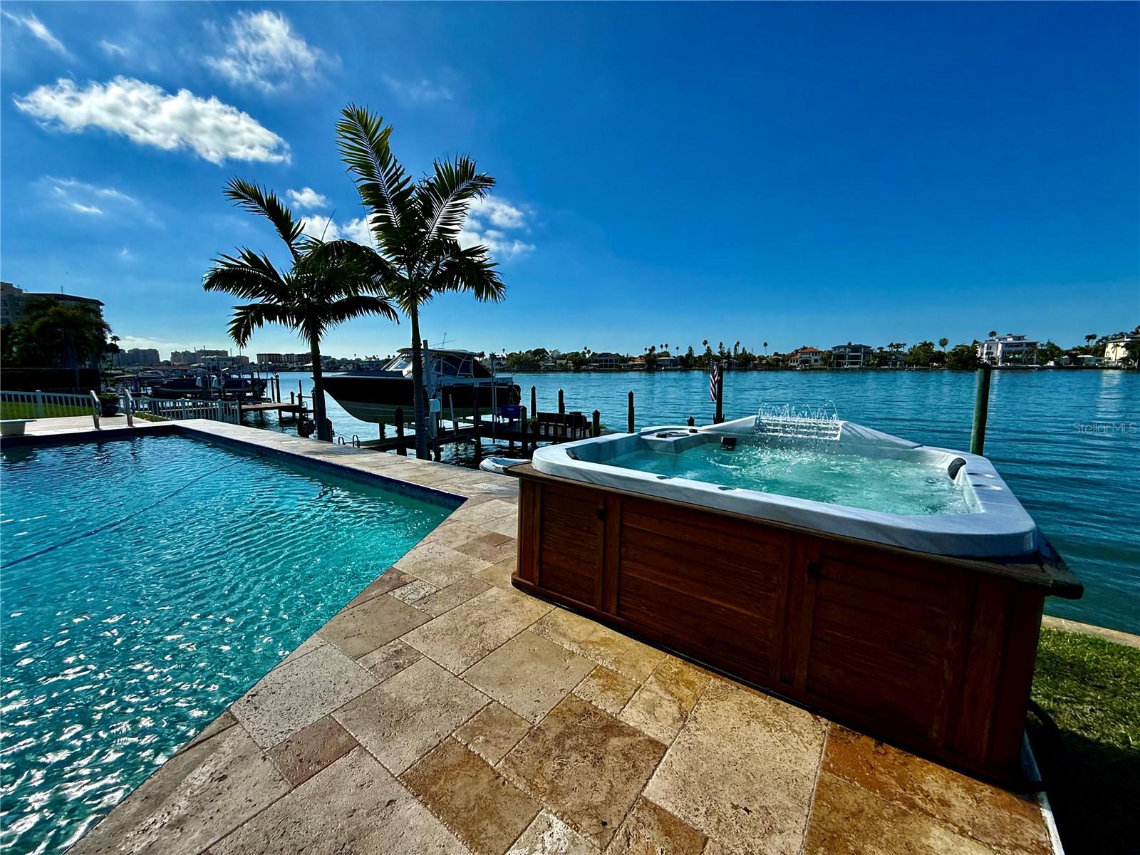 ISLAND ESTATES OF CLEARWATER - Residential