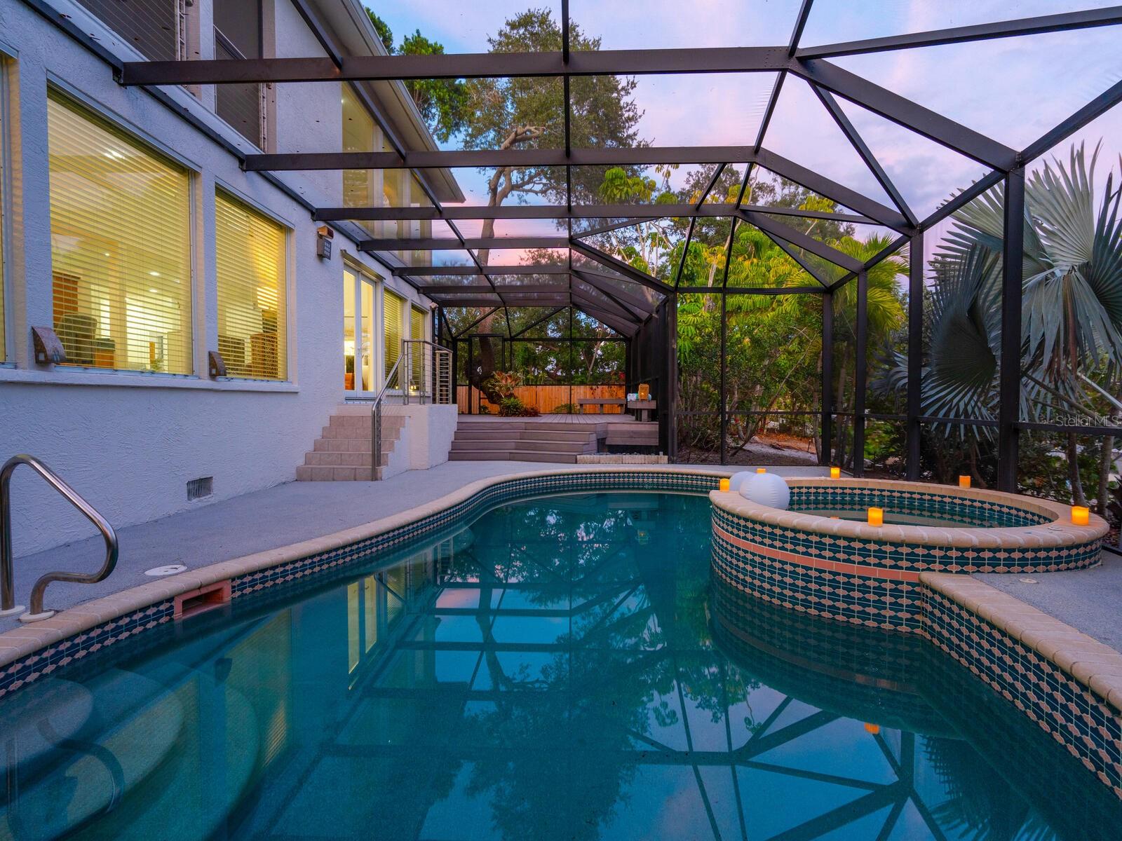 SIESTA ISLES - Residential