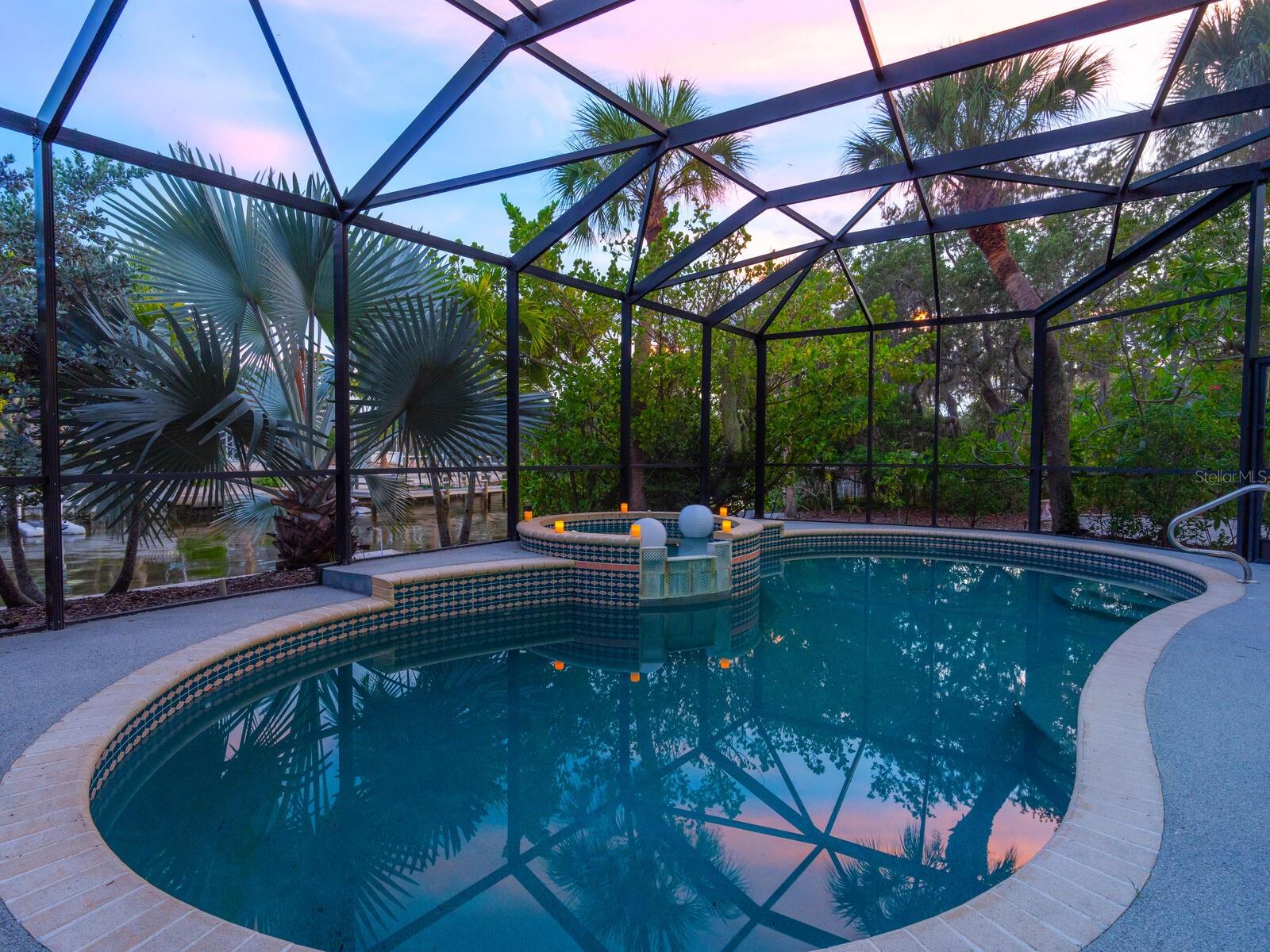 SIESTA ISLES - Residential