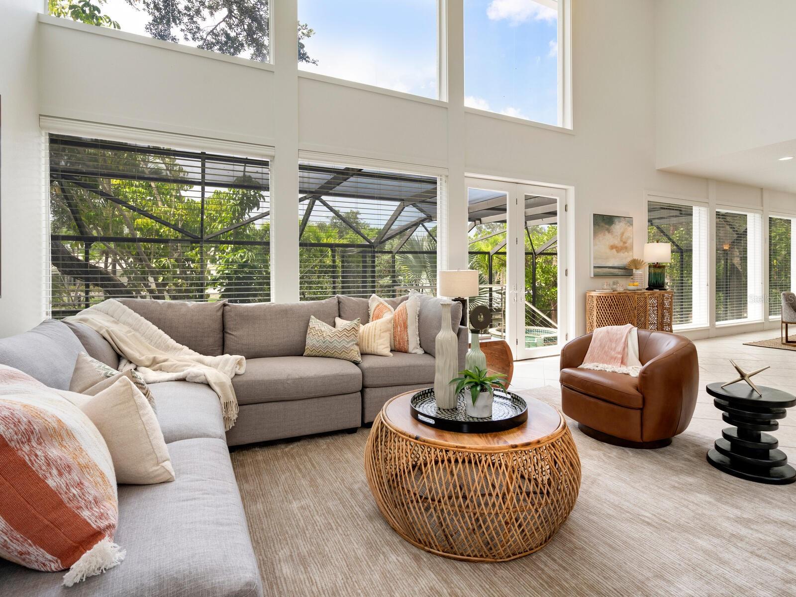 SIESTA ISLES - Residential