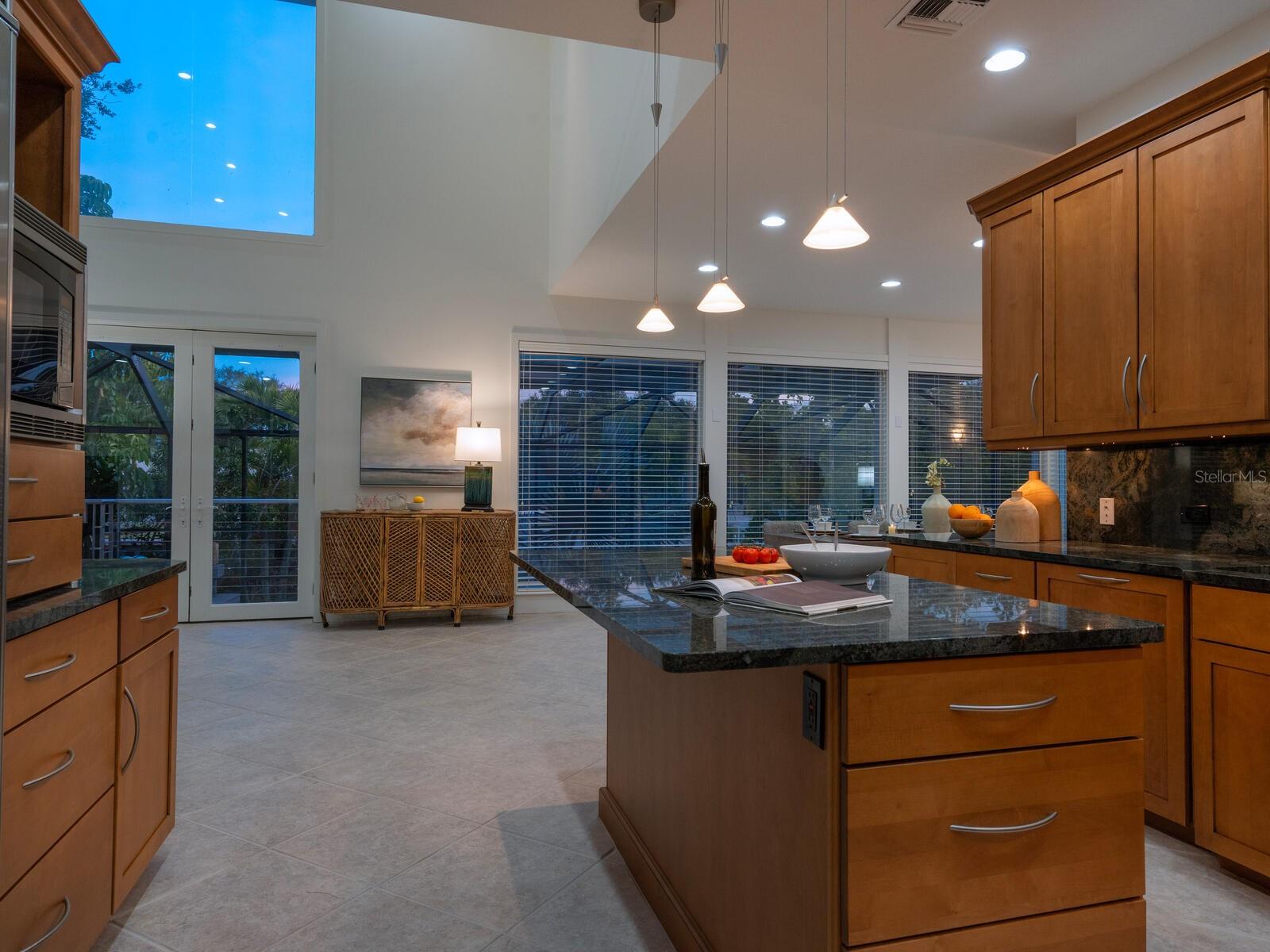 SIESTA ISLES - Residential