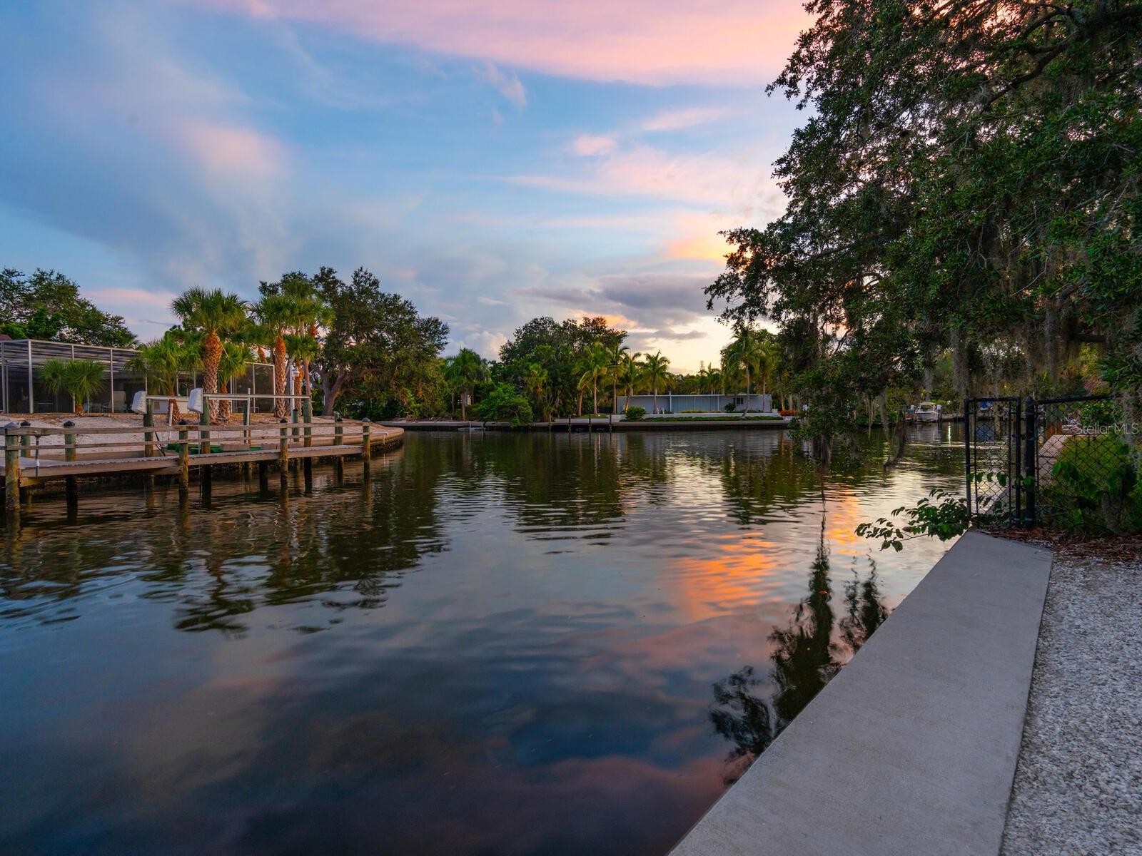 SIESTA ISLES - Residential