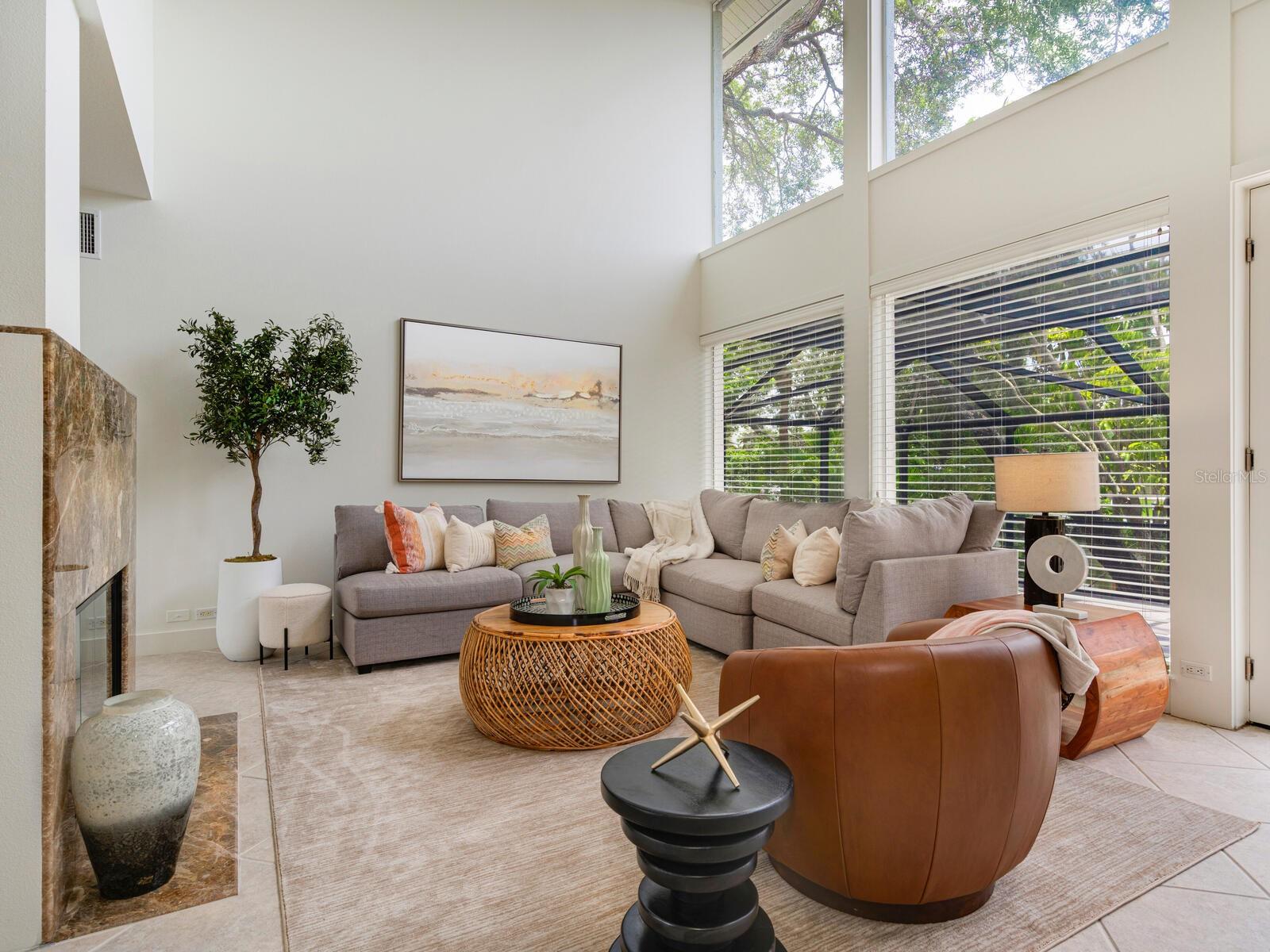 SIESTA ISLES - Residential