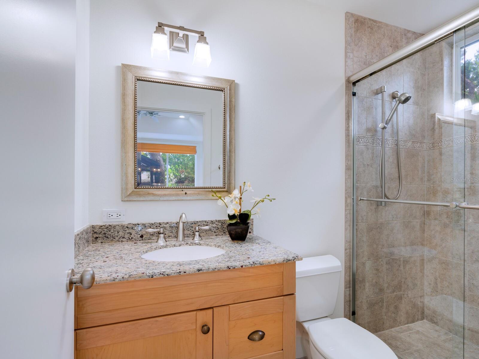 SIESTA ISLES - Residential